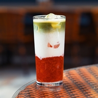 آیس ماچا توت فرنگی