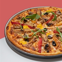 پیتزا سیر و بوقلمون